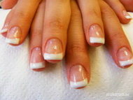 Best Nails - zselés lakkozás 