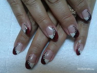 Katának meg mindig szines most bordó