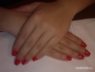 piros és köves gél lakk