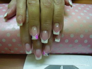 Best Nails - zselés műköröm