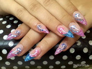 Kék és rózsaszín kombináció