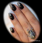 fekete ezüst goth műköröm