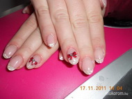 Zselé töltés akrillal és kagylóval