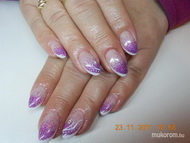 Zselé töltés akril díszítéssel