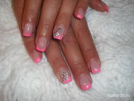 Adriennek pink