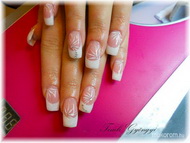 Zselé töltés akril díszítéssel