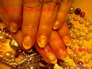 fenyőfa és gyertya