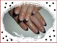 elegáns feketén fehér