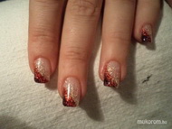 Csillámos alkalmi közelről