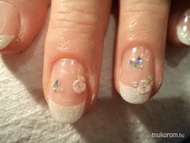 Pillangó virágos közelről