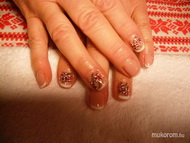 Saját köröm megerősítése zselével