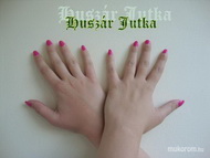 Szép kéz szép körmökkel