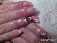 Best Nails - hegyes zselés köröm