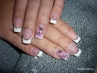 Huginak építés rágott körömre