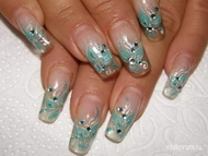 Bétty átlátszo körme 5 hetessn