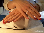 piros vég akril virággal