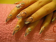 kocka Enyém hegyes Nórié