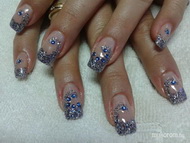 Timi és most nem fekete fehér