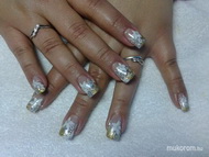 Klaudia arany ezüsttel és jó együtt