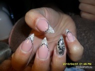 Heni karácsonyi körme