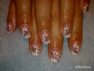 Orsinak az ünnepi körmije