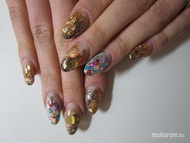 hugimnak mindent bele