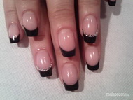 Best Nails - feketén elegáns