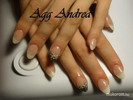 Kitti szalagavatójára