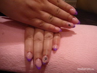 Best Nails - lila kis virággal