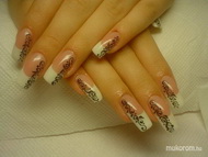 Best Nails - fekete mintás