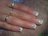 Best Nails - -