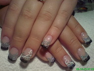 Best Nails - -