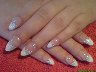 Best Nails - -
