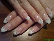 Best Nails - -