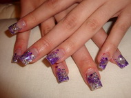 Best Nails - Zselé porcelánnal diszitve