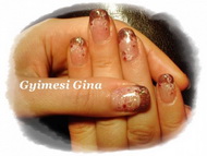 Nem akart feltűnőt:)