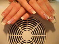 Zselés műköröm díszítés