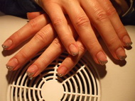 Zselés műköröm díszítés