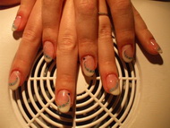 Zselés műköröm díszítés