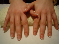 Best Nails - Zselés francia műköröm töltése, díszítése