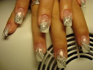 Best Nails - Színes zselés díszítés