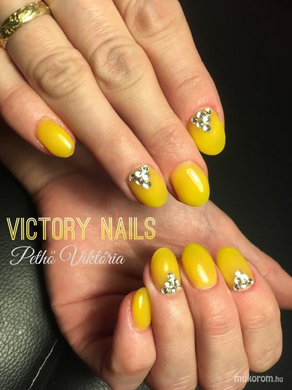 Victory Nails műköröm minta, műköröm minták