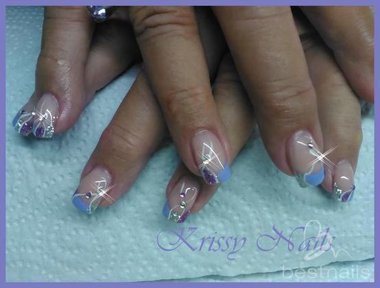 Kristel Leenen - uñas en tonos lila con plata R35 F8 y 523 - 2014-07-18 14:23