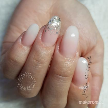 Nail Artist S Pictures Kiss Szilvia Babyboomer Gel Nail Pictures