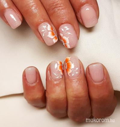 Dósa Viktória - Salon nails - 2018-04-20 11:19