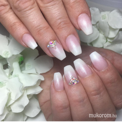 Nail Artist S Pictures Tamas Fruzsina Babyboomer Gel Nail Pictures