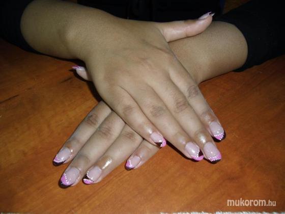 Hudák Luca - PinkandBrown - 2011-09-19 13:59