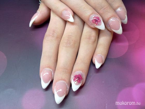 Szabó Fanni - Szárított virágos - 2011-11-12 13:24