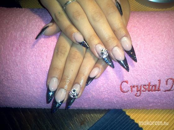 Sonntag Bianka - Fekete stiletto - 2012-01-09 15:53