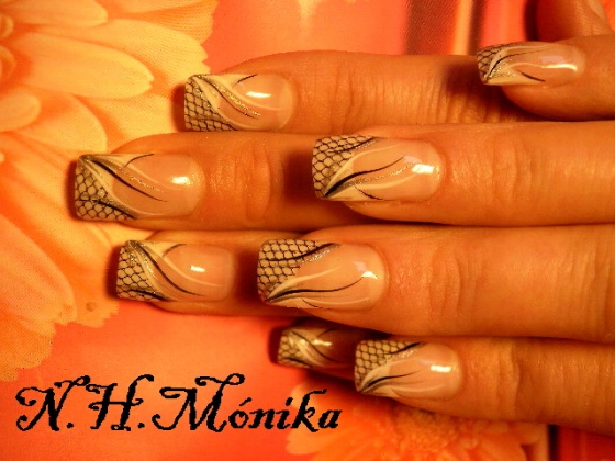 NOVÁKNÉ HARTMANN MÓNIKA - Moncsa munkái - 2010-02-27 21:38